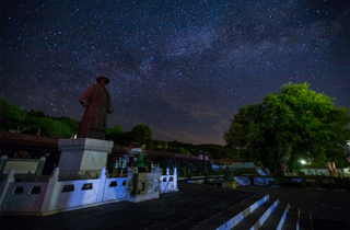 攝艷丨繁星璀璨 星軌交織如夢(mèng)如幻