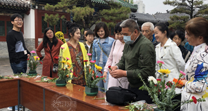 迎澤公園插花藝術展喜迎兩節(jié)