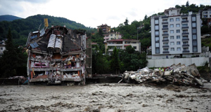 土耳其北部暴雨引發(fā)洪水致17人死亡