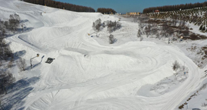 云頂滑雪公園賽道塑型忙