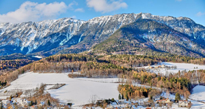 雪后奧地利山區(qū)美如畫