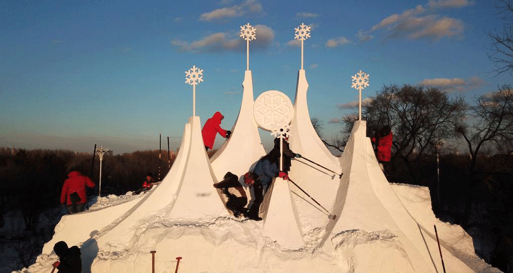 太陽島雪博會雪雕創(chuàng)作進(jìn)行時