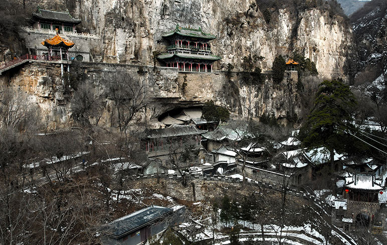 藏山免費開春迎客 旅游業(yè)熱度升溫