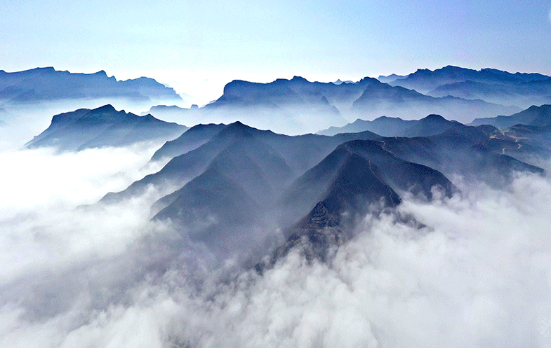 春分節(jié)氣左權(quán)出現(xiàn)云海美景