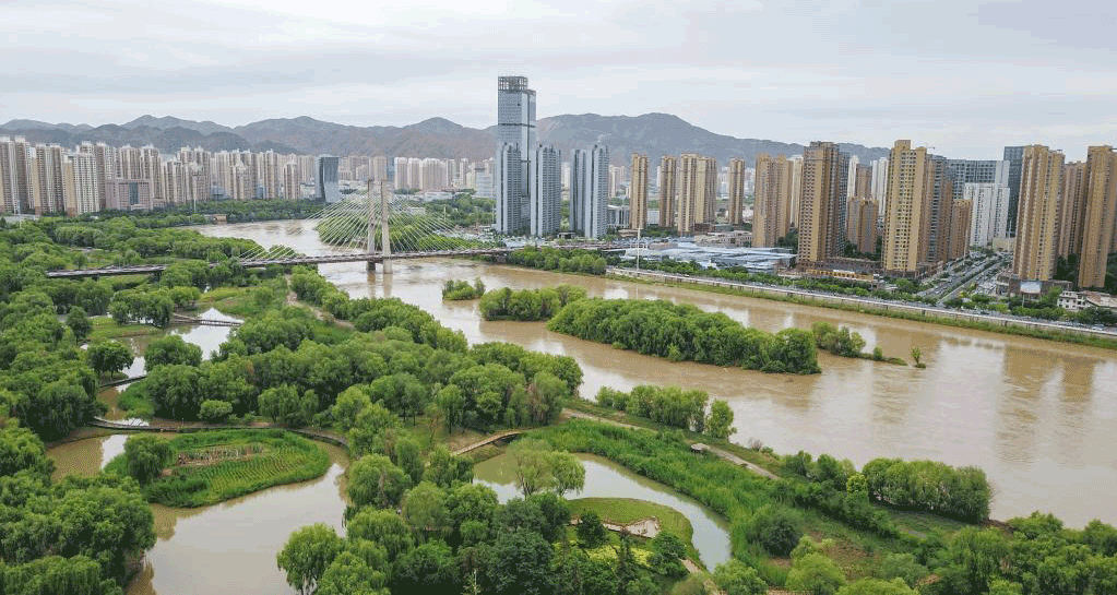 甘肅蘭州：銀灘濕地美