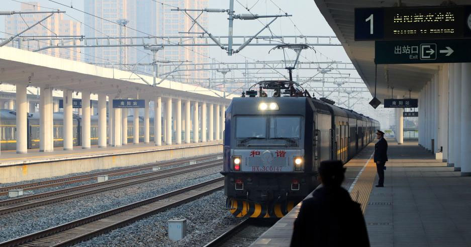 全國鐵路實行新列車運行圖