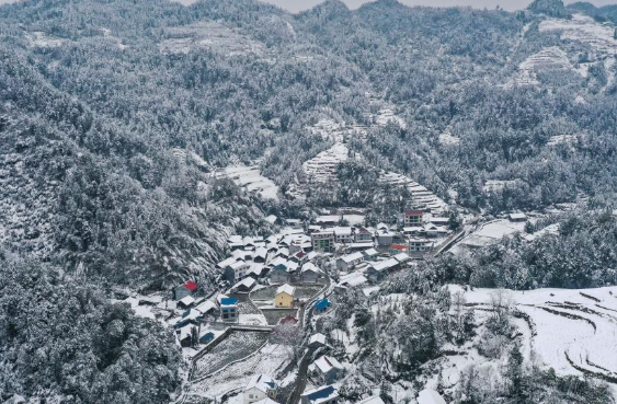 重慶秀山迎來(lái)降雪