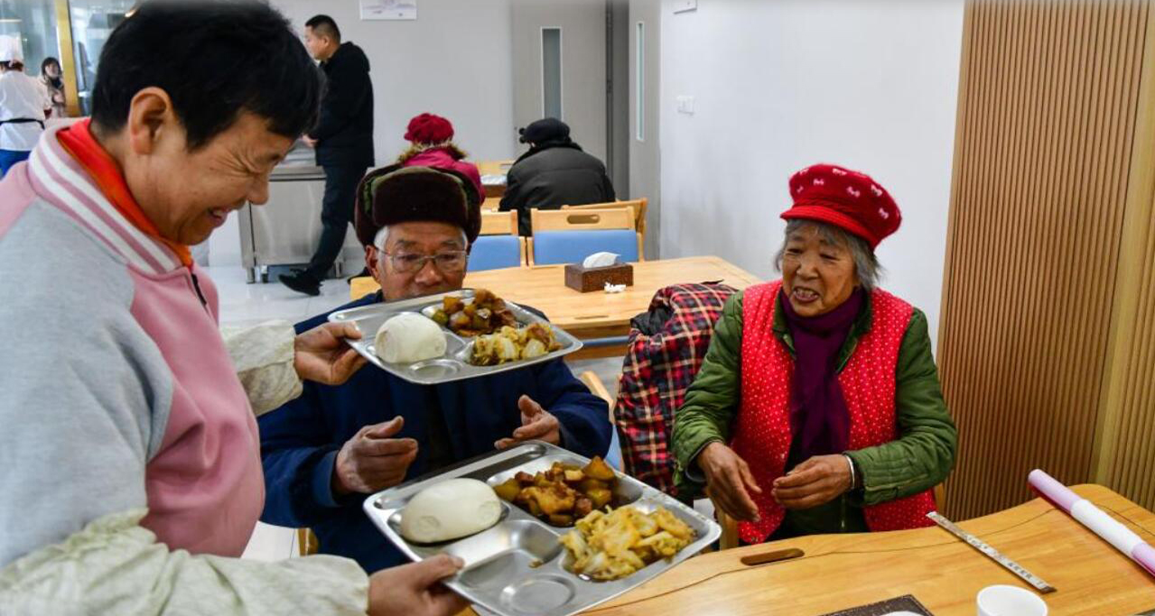 濟南：老年助餐服務暖民心