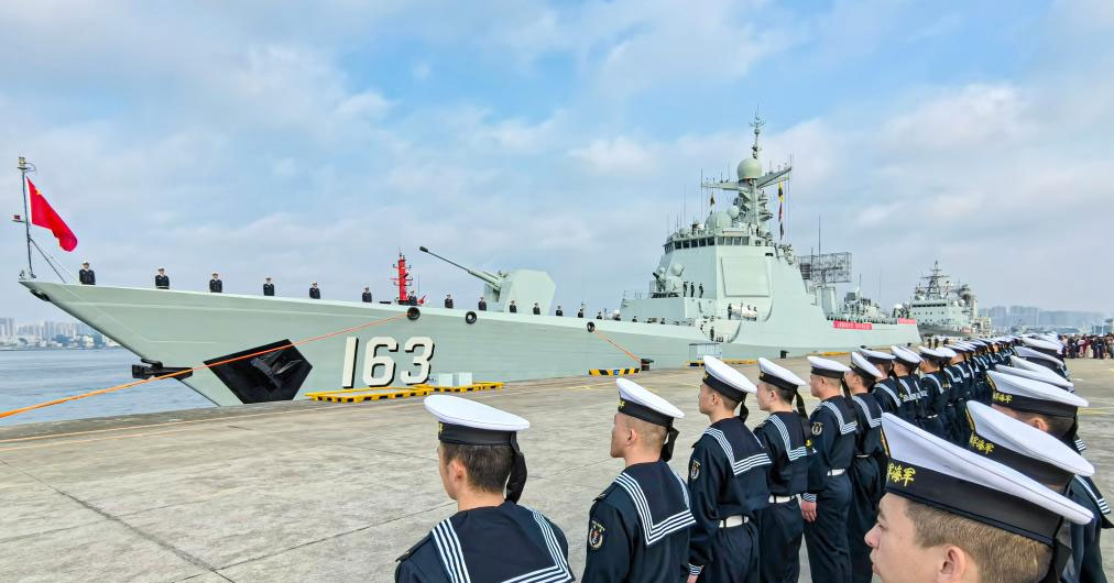 中國海軍第46批護(hù)航編隊起航赴亞丁灣