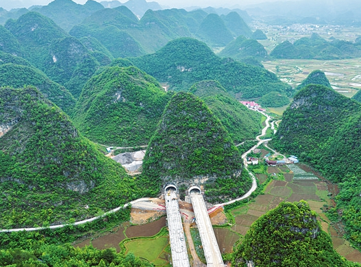 貴平高速公路建設(shè)有序推進(jìn)