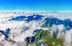 秋日云海如畫歷山