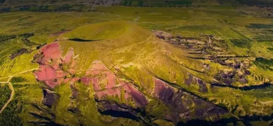 與時光競速！在第四紀火山上“烙”下足印